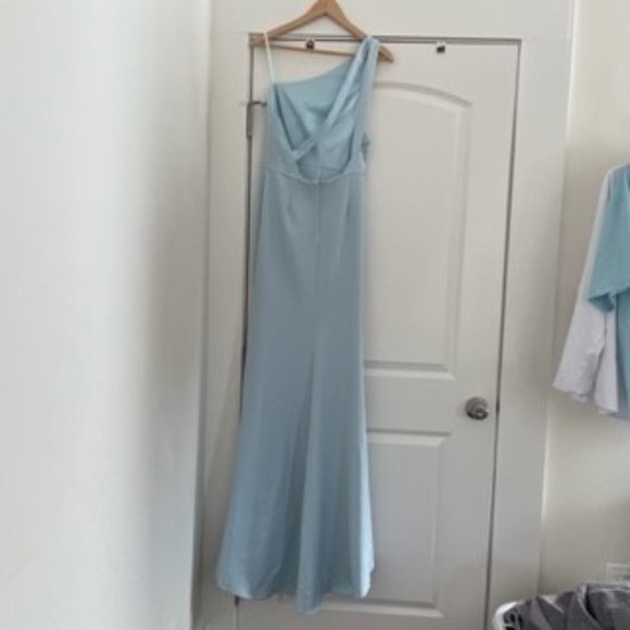 Ieena for Mac Duggal One-Shoulder Jersey Mermaid Gown Powder Blue Size 6 - Picture 4 of 11